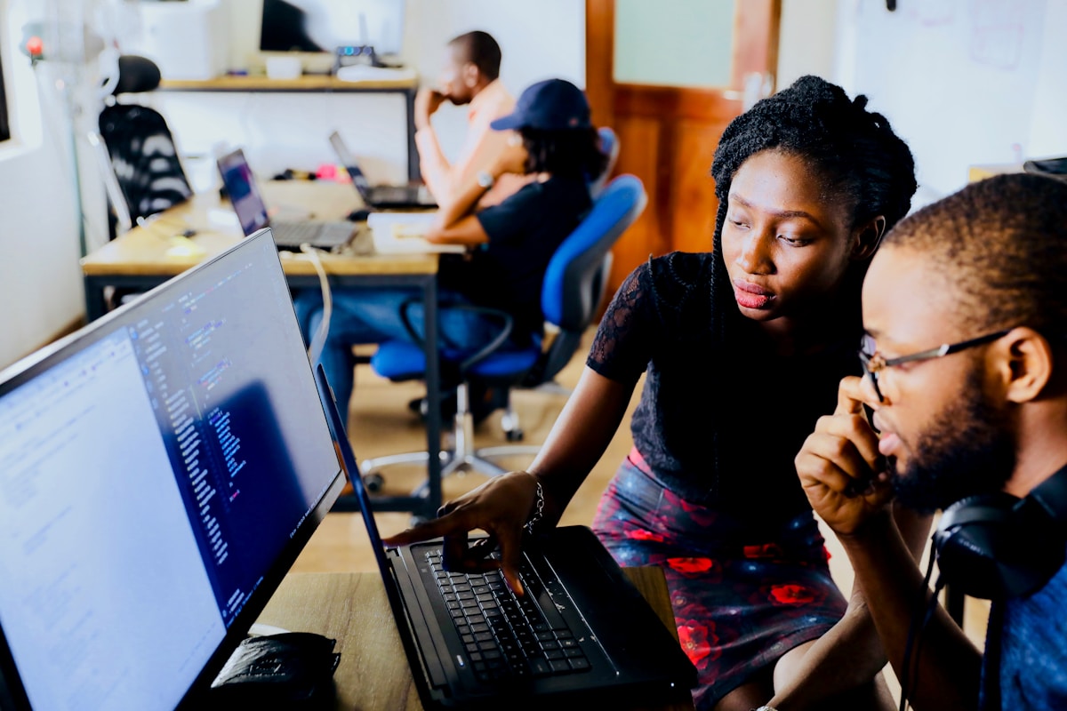 Pair programming při vývoji LLM aplikace v SynthLayer